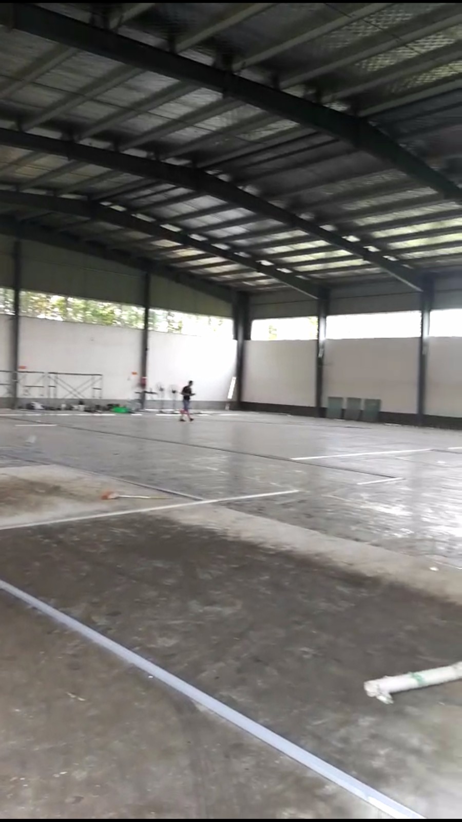 平頂山焙樂坊食品有限公司生產(chǎn)車間裝修工程開工